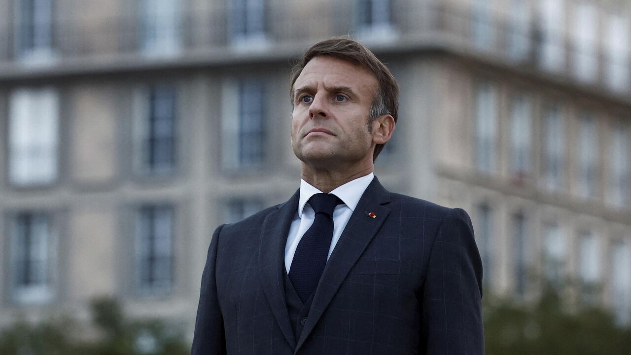 Макронның шалбарындағы порно фейктері