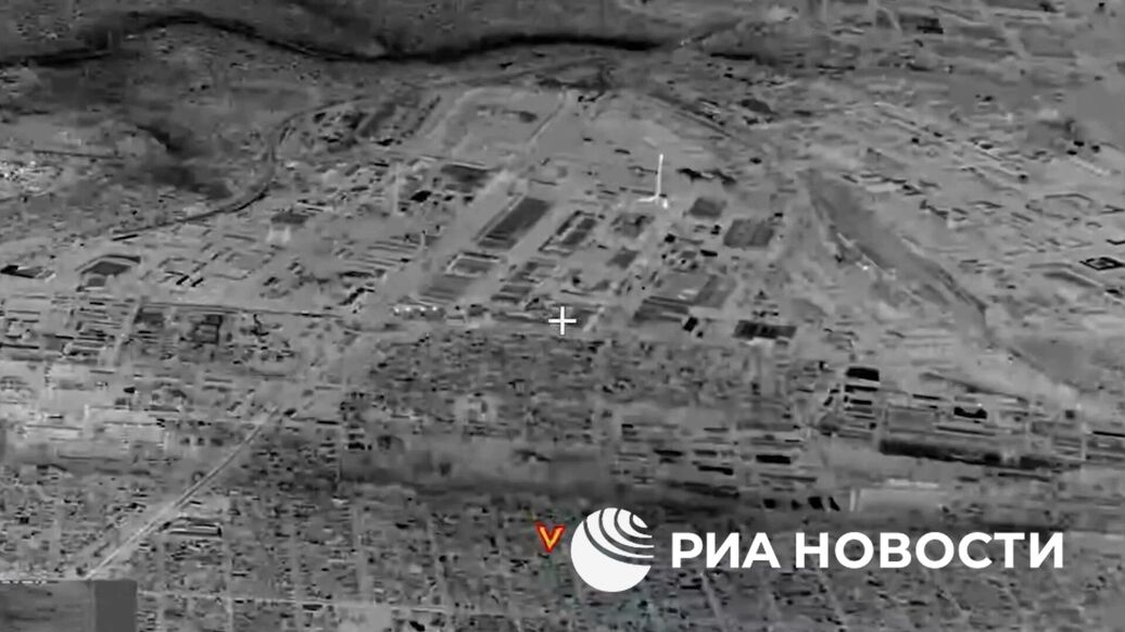 До 250 дронов уничтожили ударом по цехам на заводе "Мотор Сич" в Запорожье