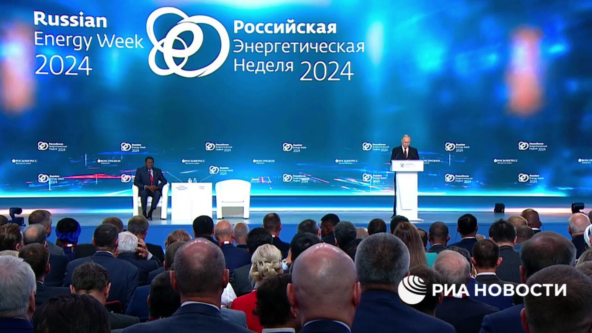 Путин: Запад не хочет конкуренции, потому что проигрывает в честной борьбе - РИА Новости, 1920, 26.09.2024