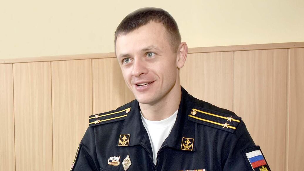 Штурман ТОФ умер во время марафона "Мосты Владивостока"