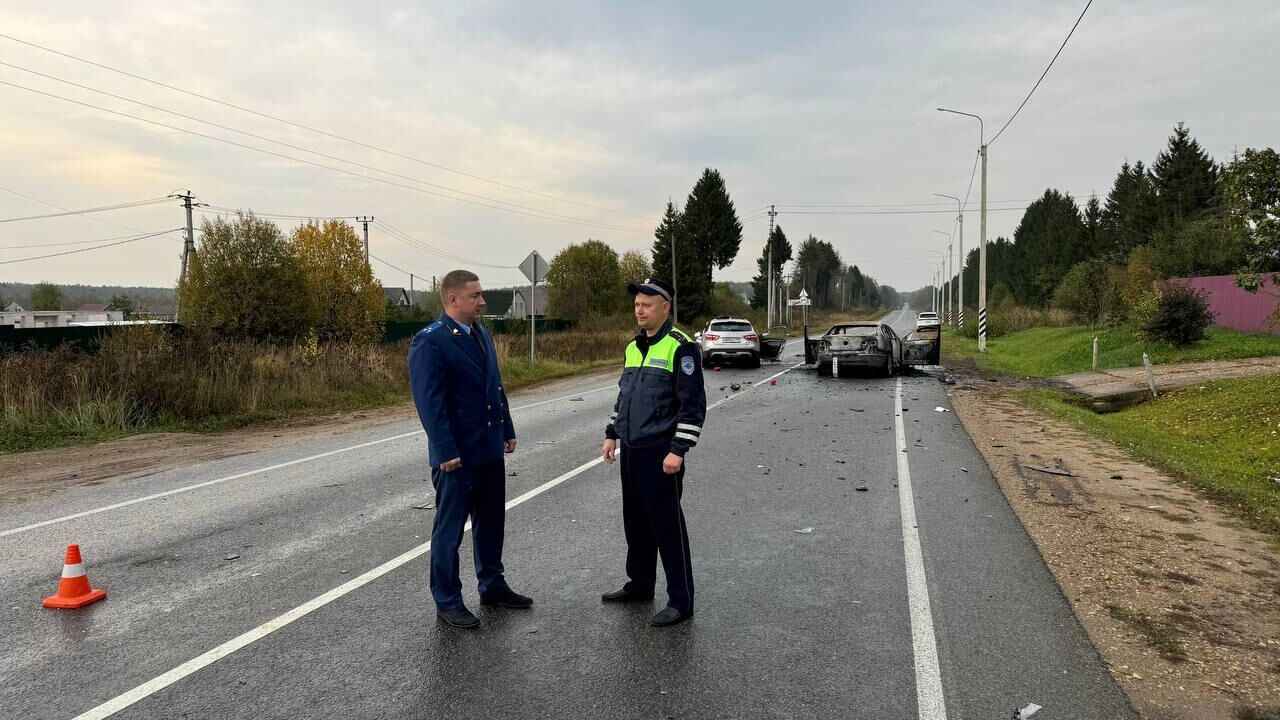 ДТП на 14-м километре автодороги Боровск — Федорино — Верея — Медынь в Калужской области - РИА Новости, 1920, 29.09.2024