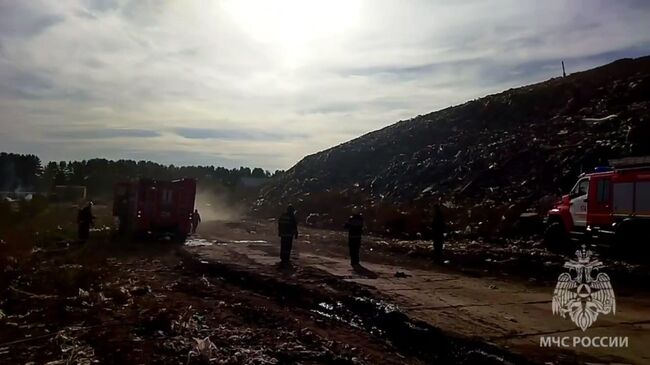 Пожар на мусорном полигоне в Нижегородской области 