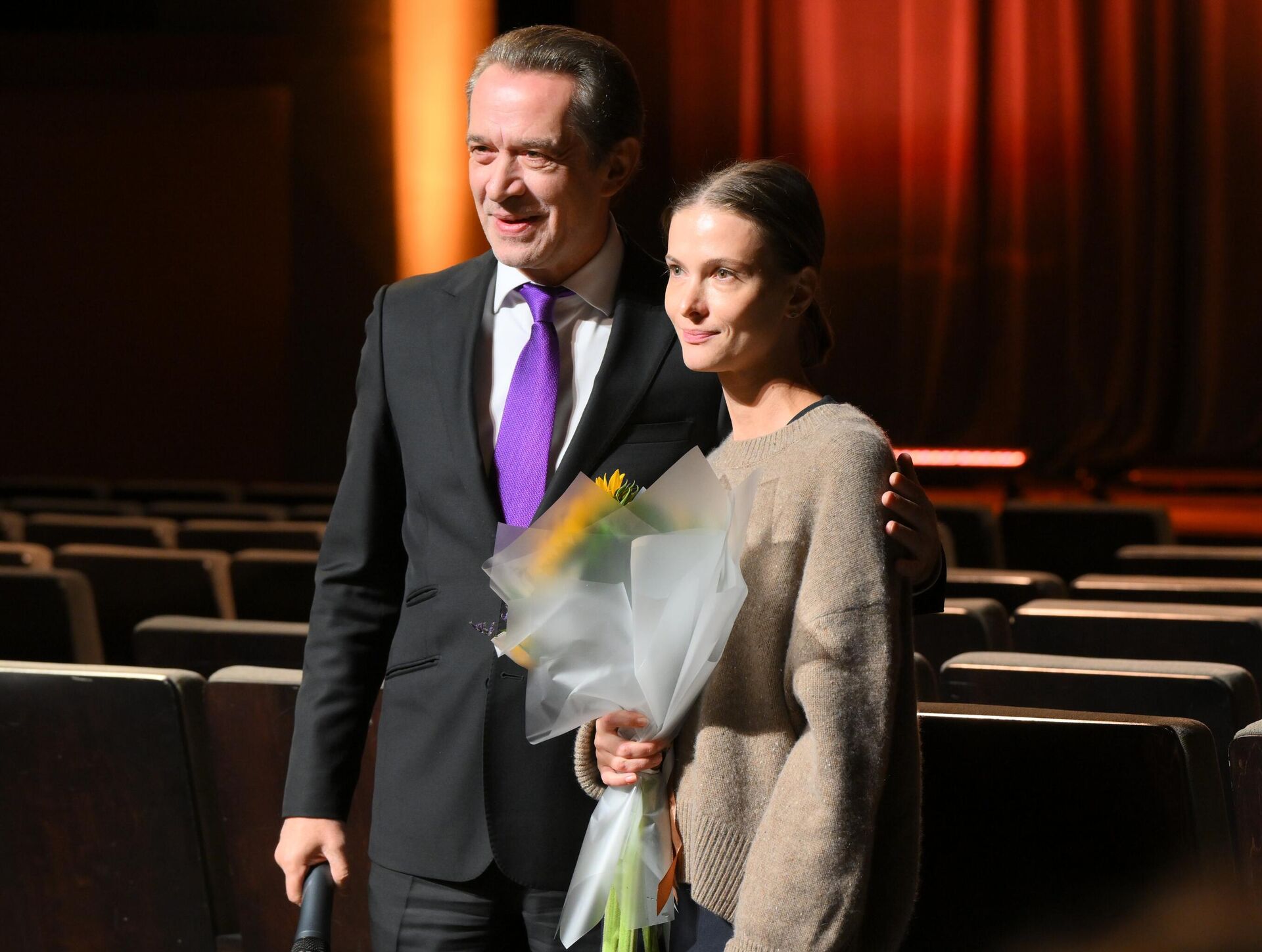 Художественный руководитель Театра Олега Табакова и театра Современник, народный артист РФ Владимир Машков и актриса Светлана Иванова во время сбора трупп Современника, Театра Олега Табакова и Театральной школы Олега Табакова в Москве - РИА Новости, 1920, 06.11.2025