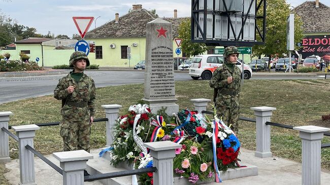 Мемориал советским воинам-освободителям в городе Панчево под Белградом, Сербия