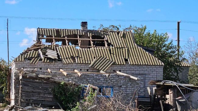 Последствия ракетного удара ВСУ в селе Красное в Скадовском районе Херсонской области