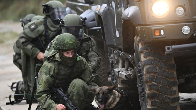 Военнослужащие Инженерных войск ВС России