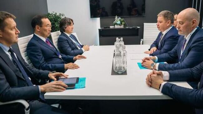 Развитие рынка газомоторного топлива обсудил глава Якутии на газовом форуме
