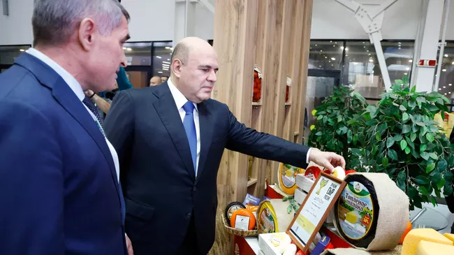 Председатель правительства РФ Михаил Мишустин во время посещения Российской агропромышленной выставки Золотая осень-2024