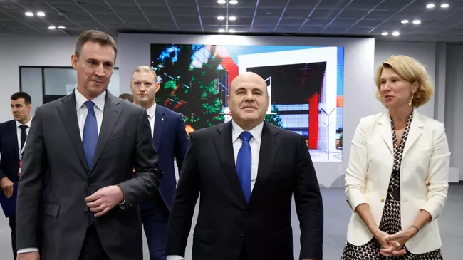 Председатель правительства РФ Михаил Мишустин во время посещения Российской агропромышленной выставки Золотая осень-2024 