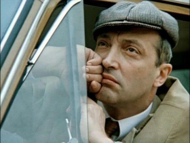 Михаил Козаков в фильме Покровские ворота Михаил Козаков в фильме Покровские ворота