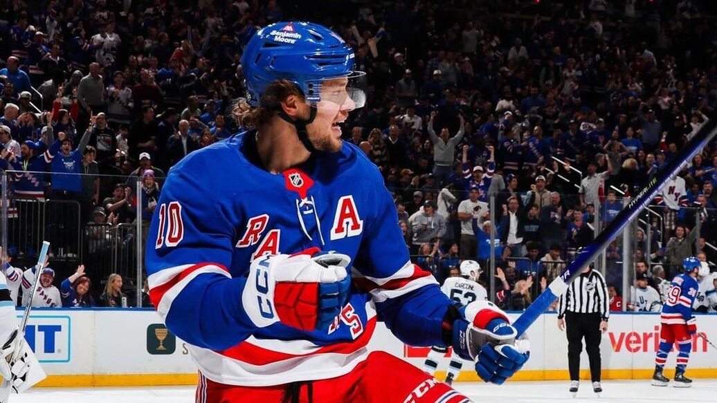 Четыре передачи Панарина помогли "Рейнджерс" обыграть "Тампу" в матче НХЛ