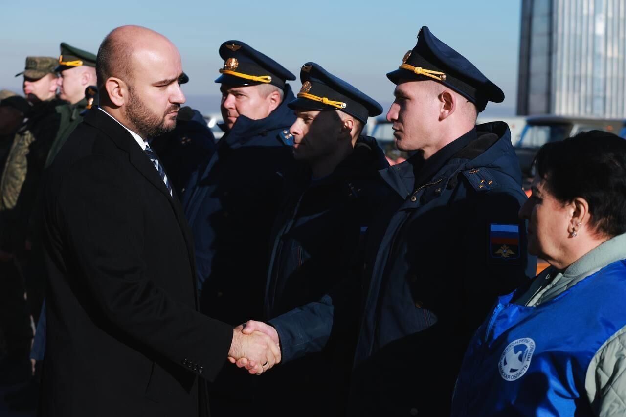 Федорищев передал от Самарской области партию военной помощи в зону СВО - РИА Новости, 1920, 14.10.2024