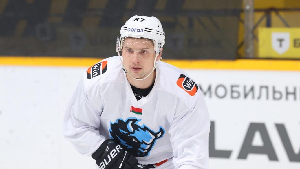 Шипачев набрал три очка в 1000-м матче в КХЛ