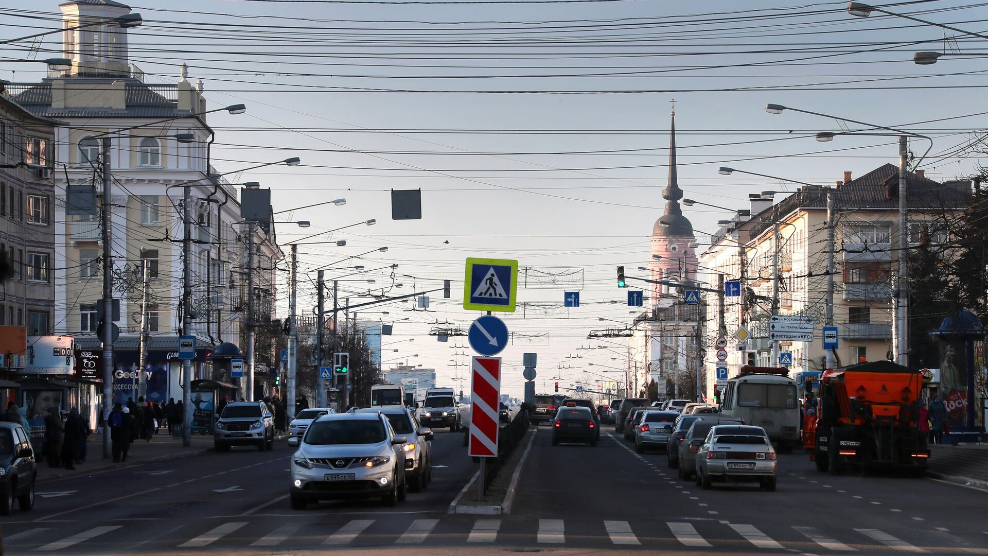 Автомобильное движение - РИА Новости, 1920, 09.08.2025