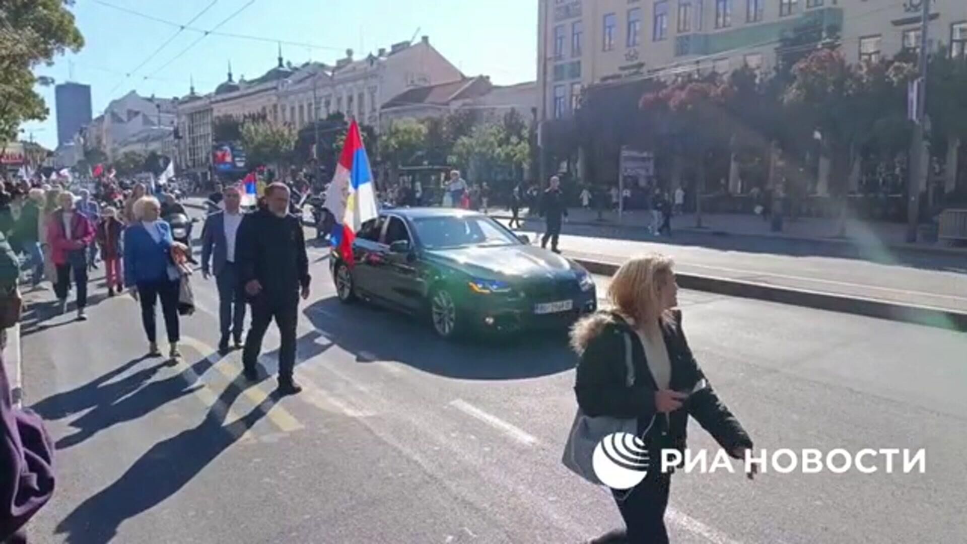 Шествие Бессмертного полка в 80-летнюю годовщину освобождения Белграда - РИА Новости, 1920, 20.10.2024