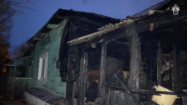 На месте пожара в частном жилом доме в городе Октябрьске Самарской области