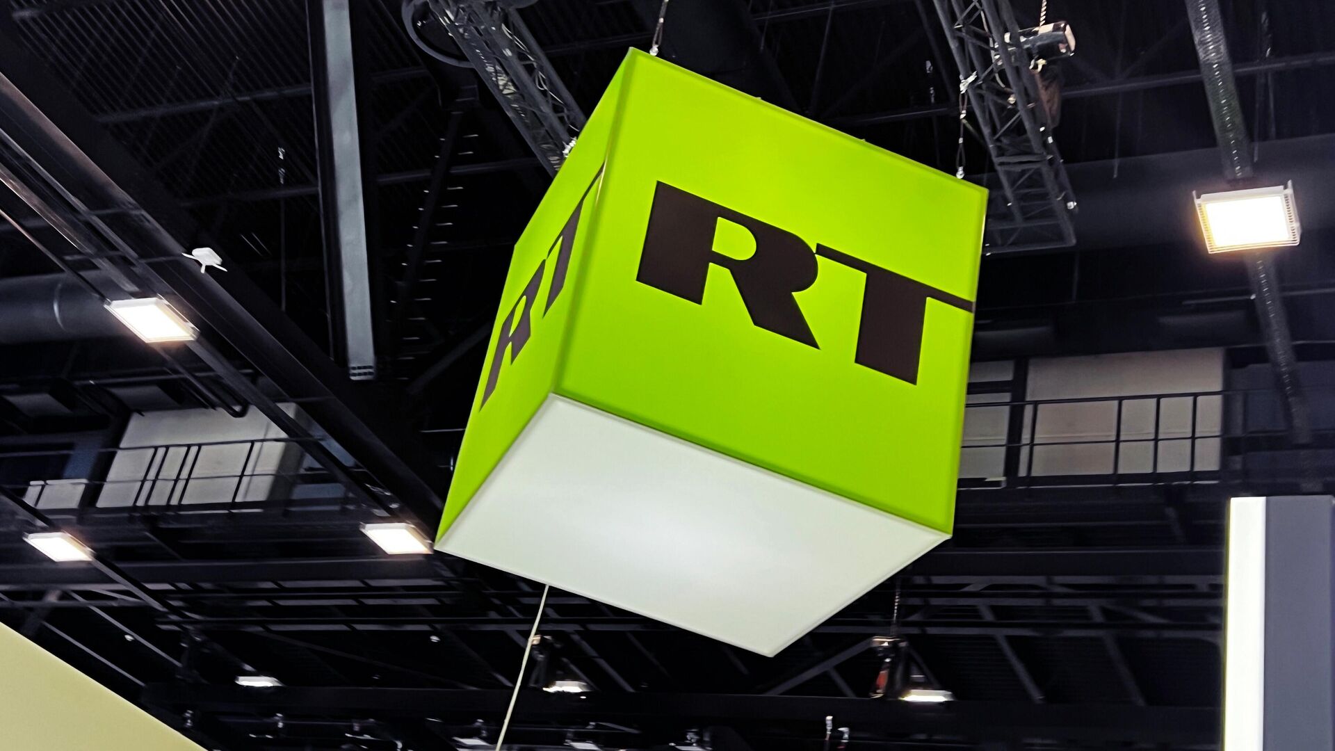 Логотип телеканала RT - РИА Новости, 1920, 29.10.2024