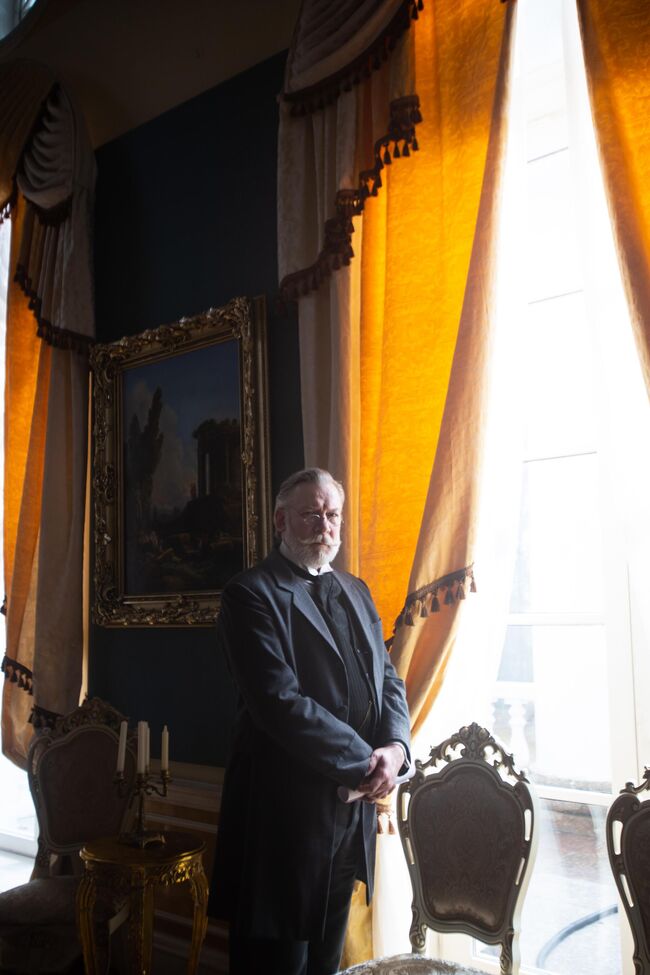 Виктор Раков в сериале Княжна милосердия Виктор Раков в сериале Княжна милосердия