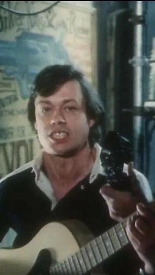 Кадр из фильма Трест, который лопнул Кадр из фильма Трест, который лопнул