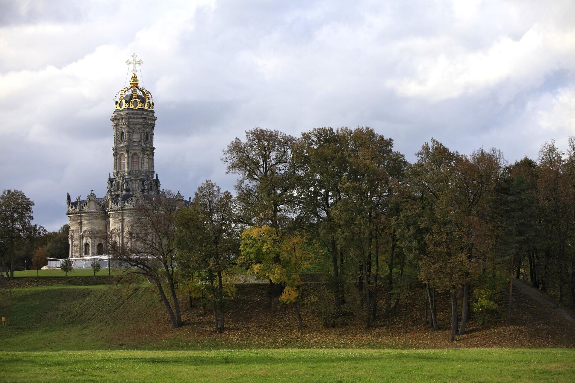 Храм Знамения Пресвятой Богородицы в Дубровицах - РИА Новости, 1920, 28.10.2024