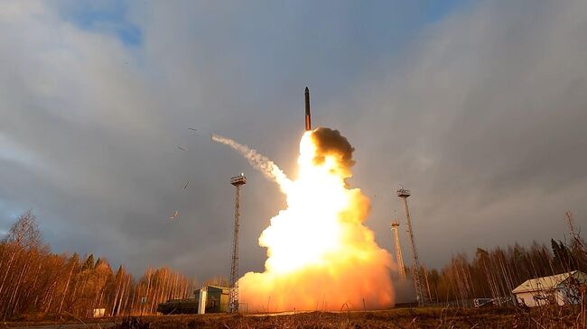 Пуск МБР Ярс с космодрома Плесецк. Видео Минобороны