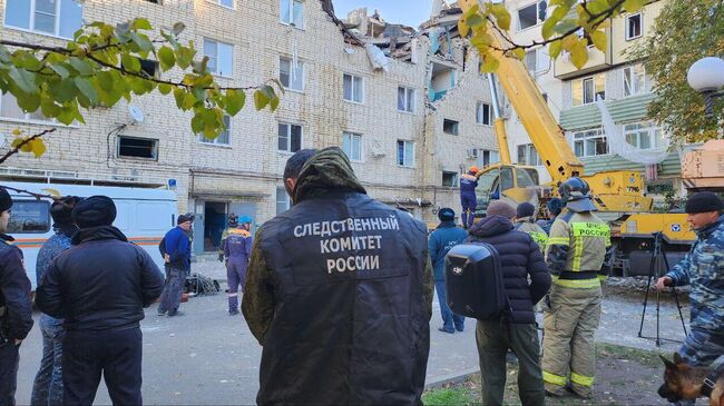 Место происшествия, где произошел взрыв газа в многоквартирном жилом доме в Черкесске