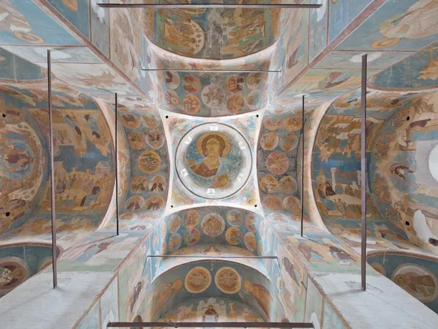 Фрески Дионисия в Ферапонтово