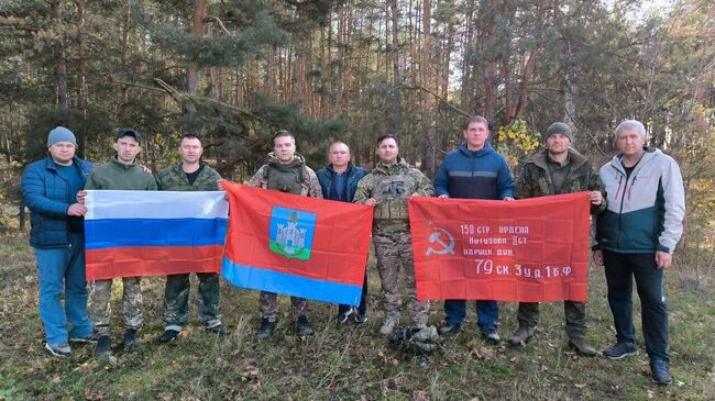 Печи-буржуйки и стройматериалы для блиндажей доставили бойцам СВО из Кромского района Орловской области