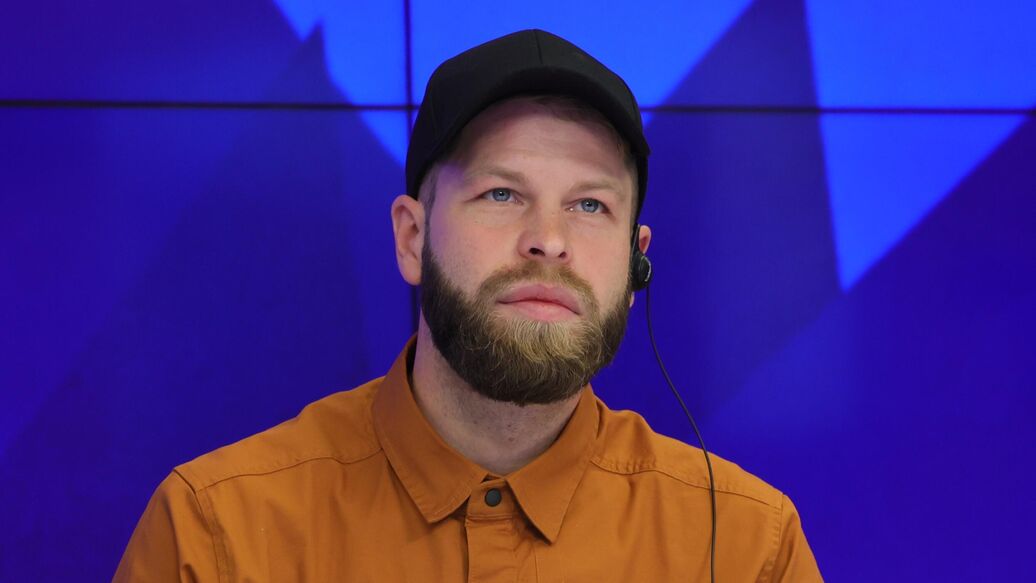 Американцу, который помог освободить Курахово, вручили российский паспорт