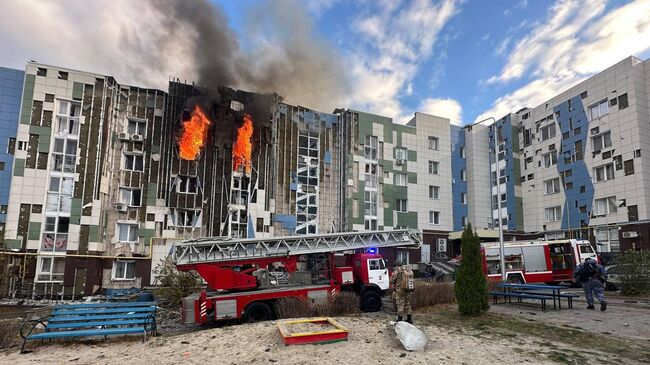 Место попадания БПЛА в жилой дом в Белгороде