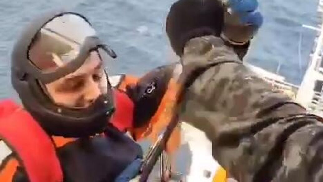 На Чукотке спасли моряка с тяжелой травмой с нефтяного танкера