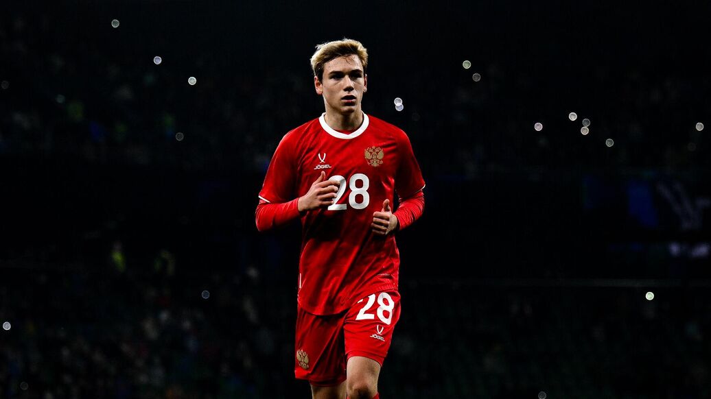 Агент Батракова оценил вероятность продления контракта с "Локомотивом"