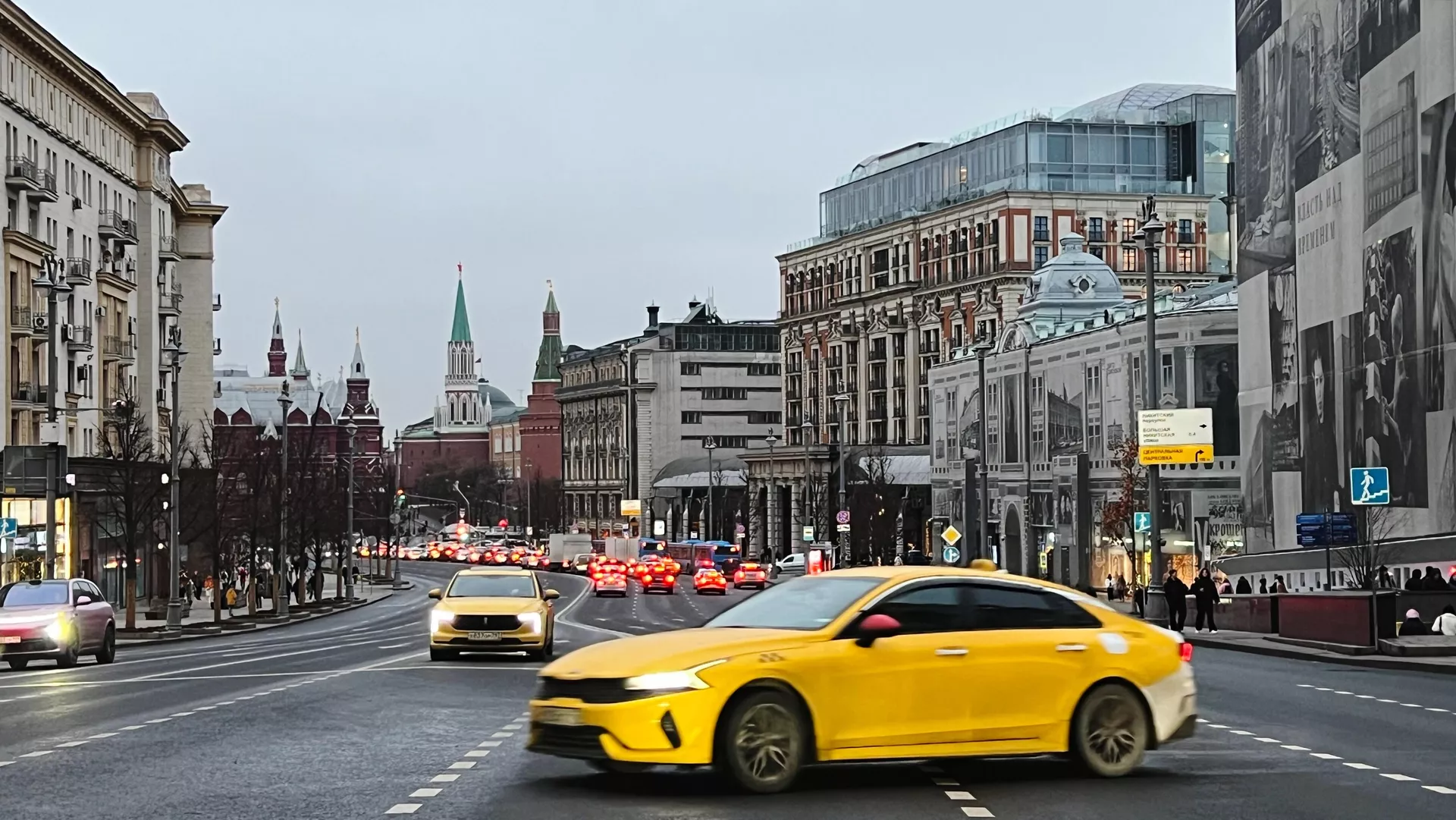 Такси в Москве - РИА Новости, 1920, 13.05.2025