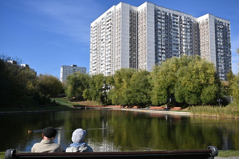 Теплая погода в Москве