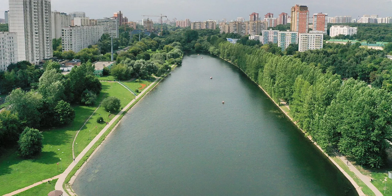 Мазиловский пруд в Москве