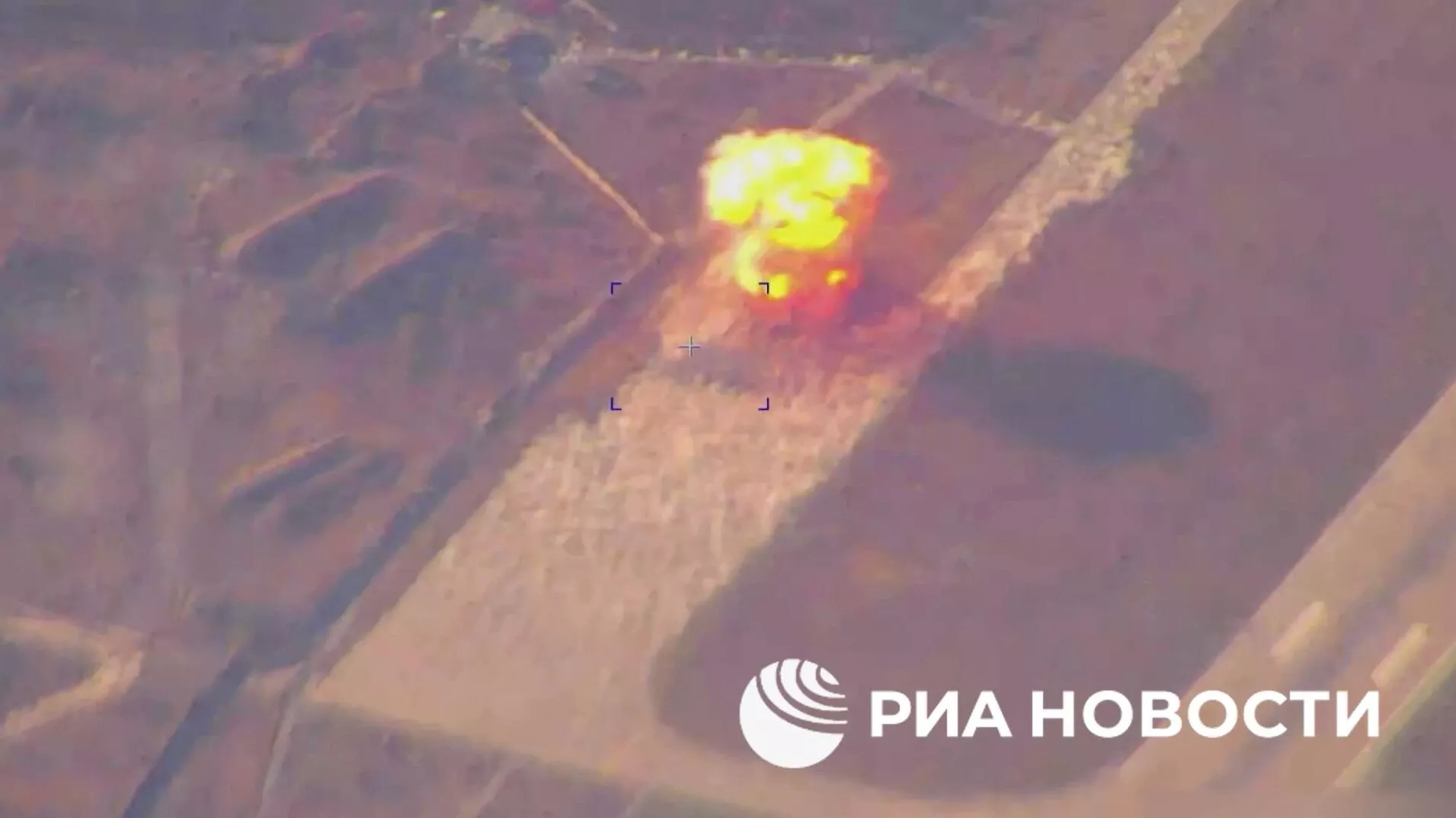 Удар Искандером по аэродрому Днепр - РИА Новости, 1920, 15.12.2025