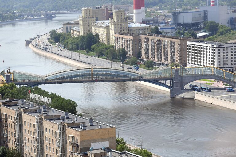 Мост Богдана Хмельницкого (Киевский пешеходный мост) через Москву-реку