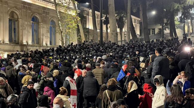 Акция протеста оппозиции в Тбилиси