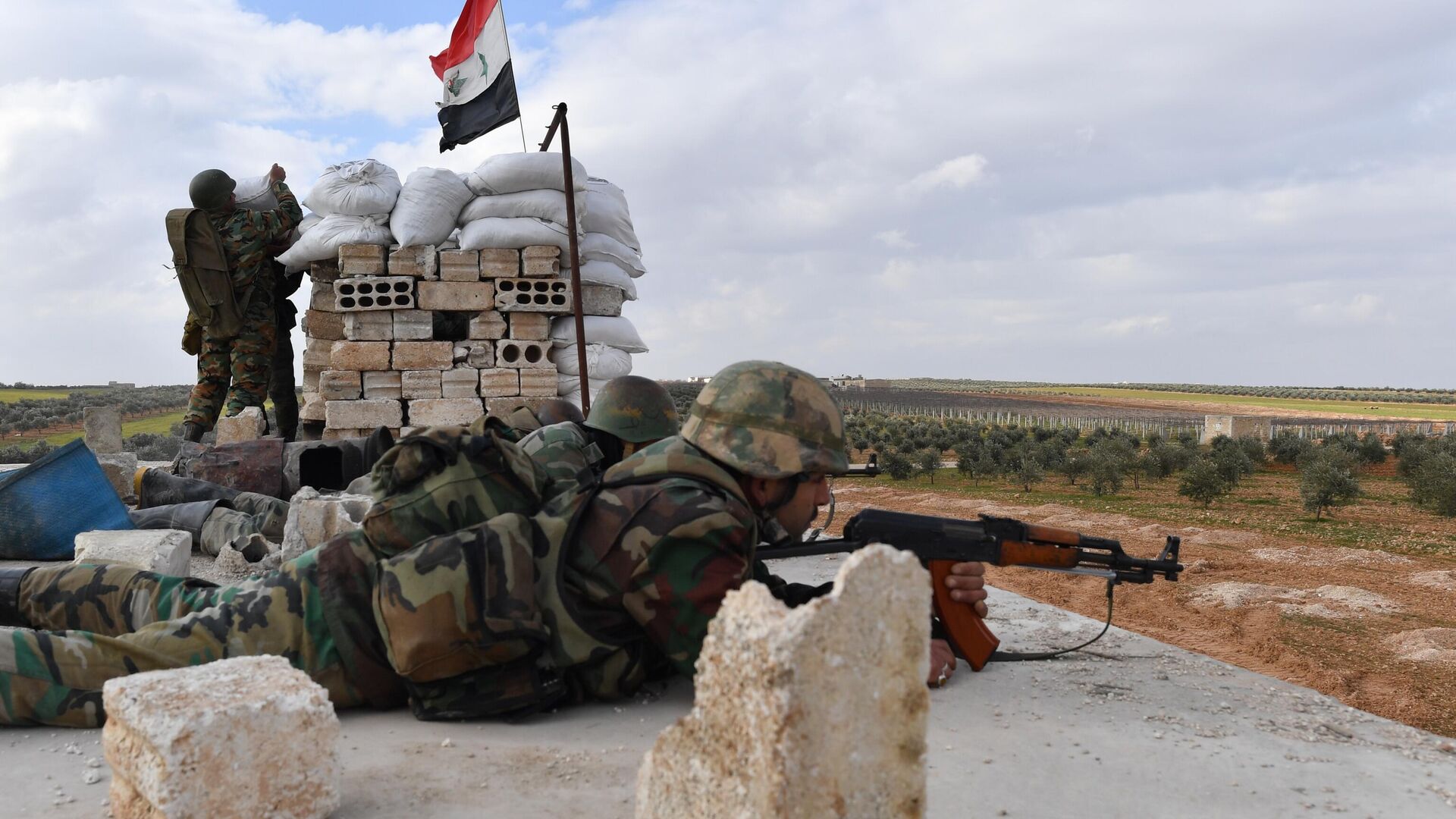 Военнослужащие сирийской армии - РИА Новости, 1920, 22.12.2025