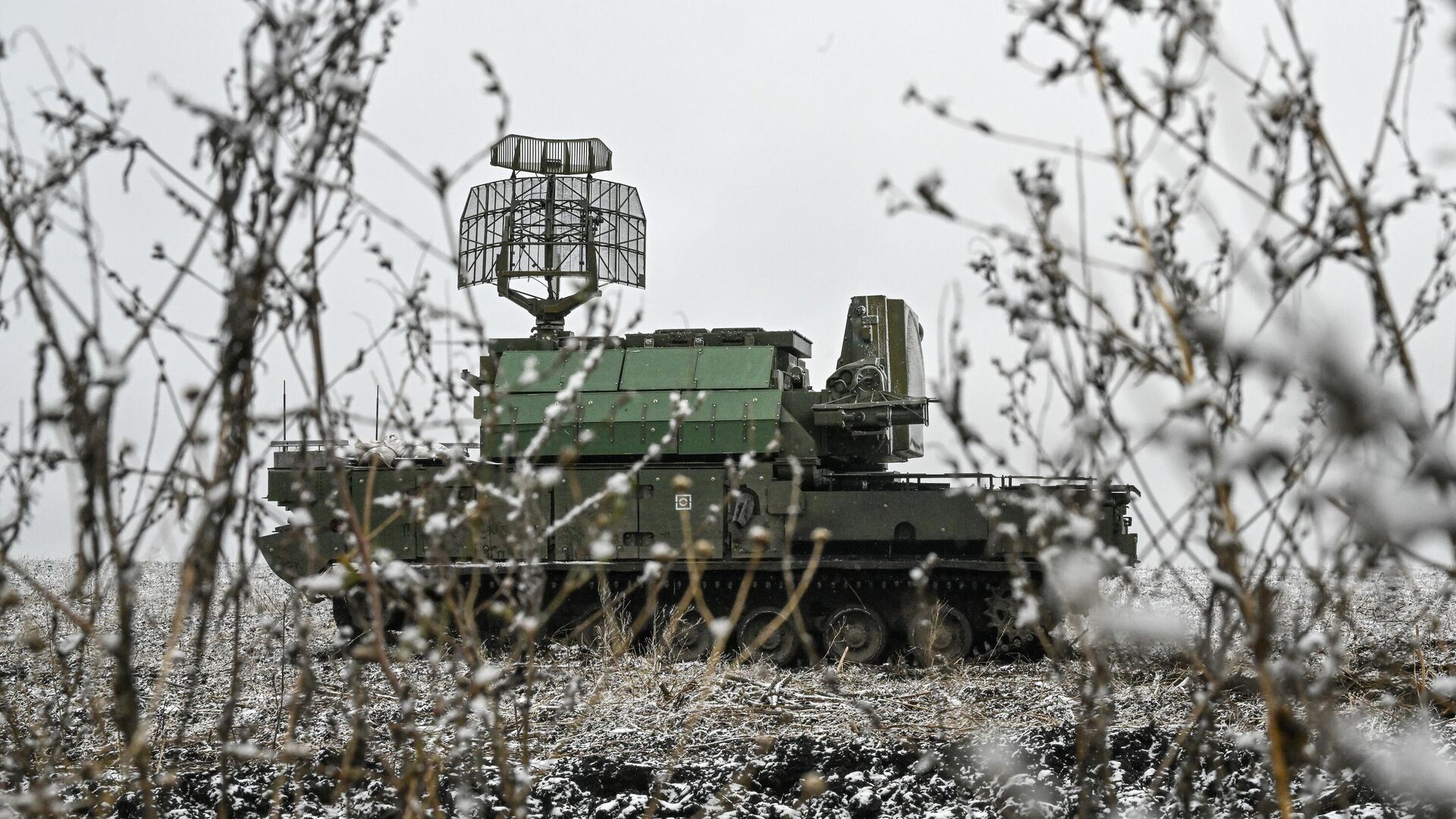 Боевое дежурство ЗРК Тор-М1 в зоне СВО - РИА Новости, 1920, 02.01.2025