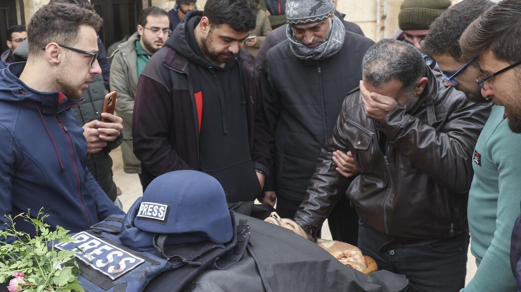 Немецкий фотограф погиб в Сирии близ города Хама