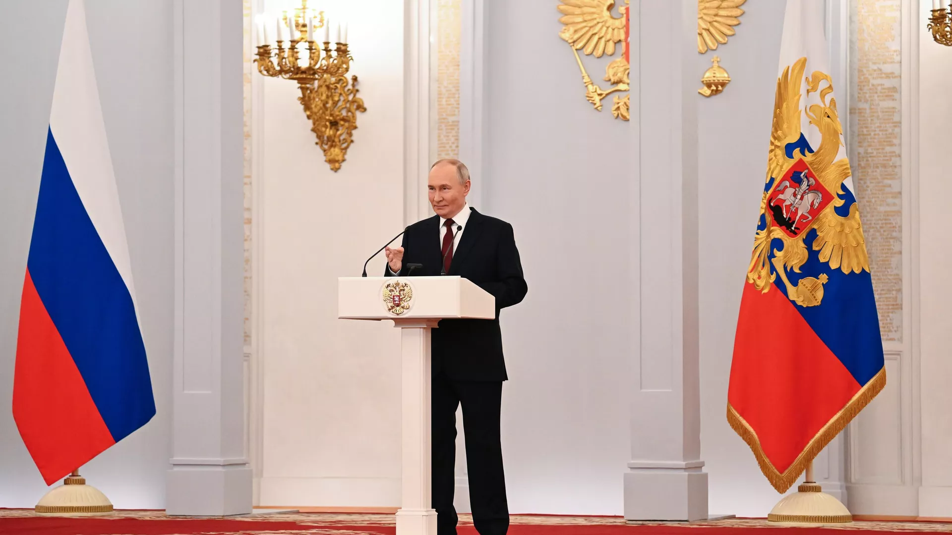 Президент России Владимир Путин принимает участие в торжественном мероприятии по случаю празднования Дня Героев Отечества Президент России Владимир Путин принимает участие в торжественном мероприятии по случаю празднования Дня Героев Отечества - РИА Новости, 1920, 09.12.2024