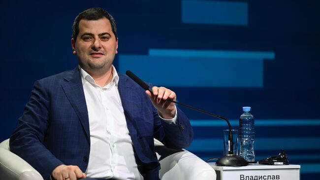 Министр правительства Москвы, руководитель департамента градостроительной политики города Москвы Владислав Овчинский