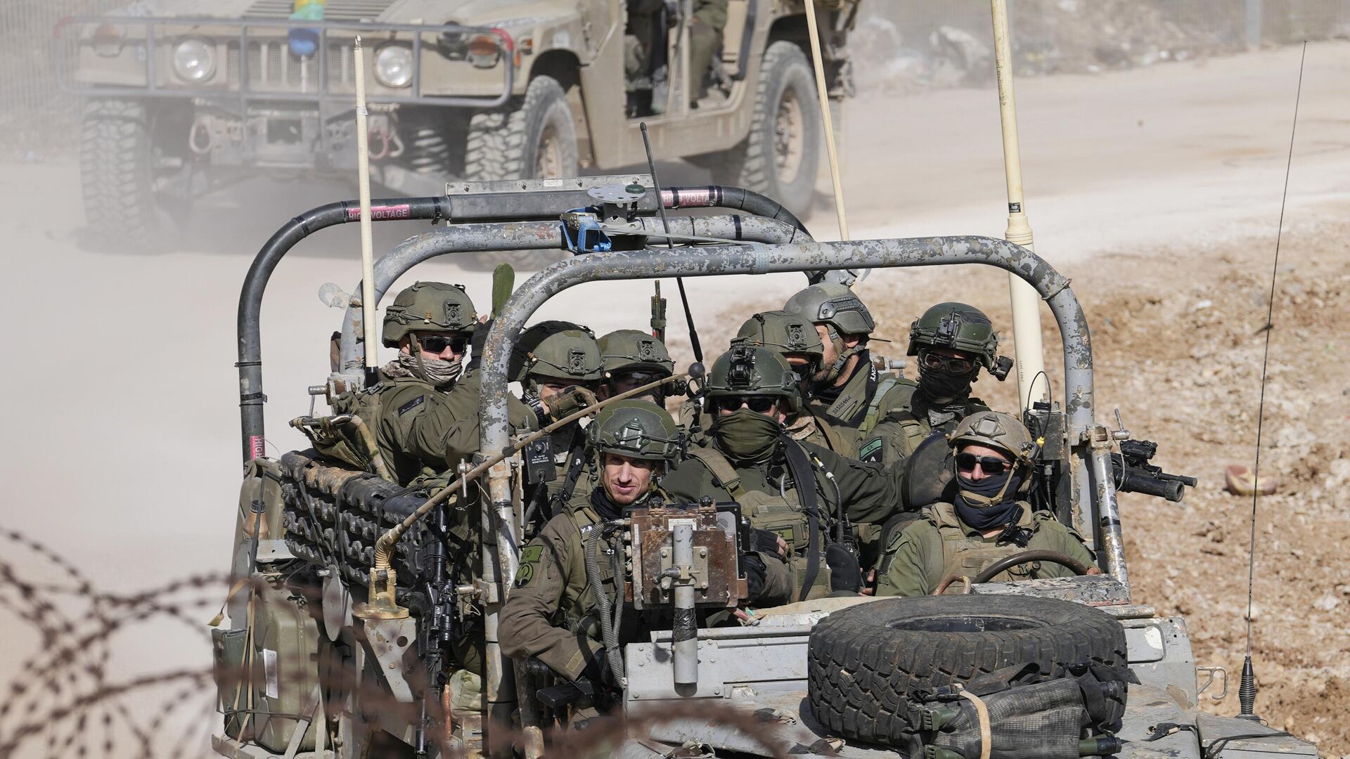 Израильские военные в районе Голанских высот0