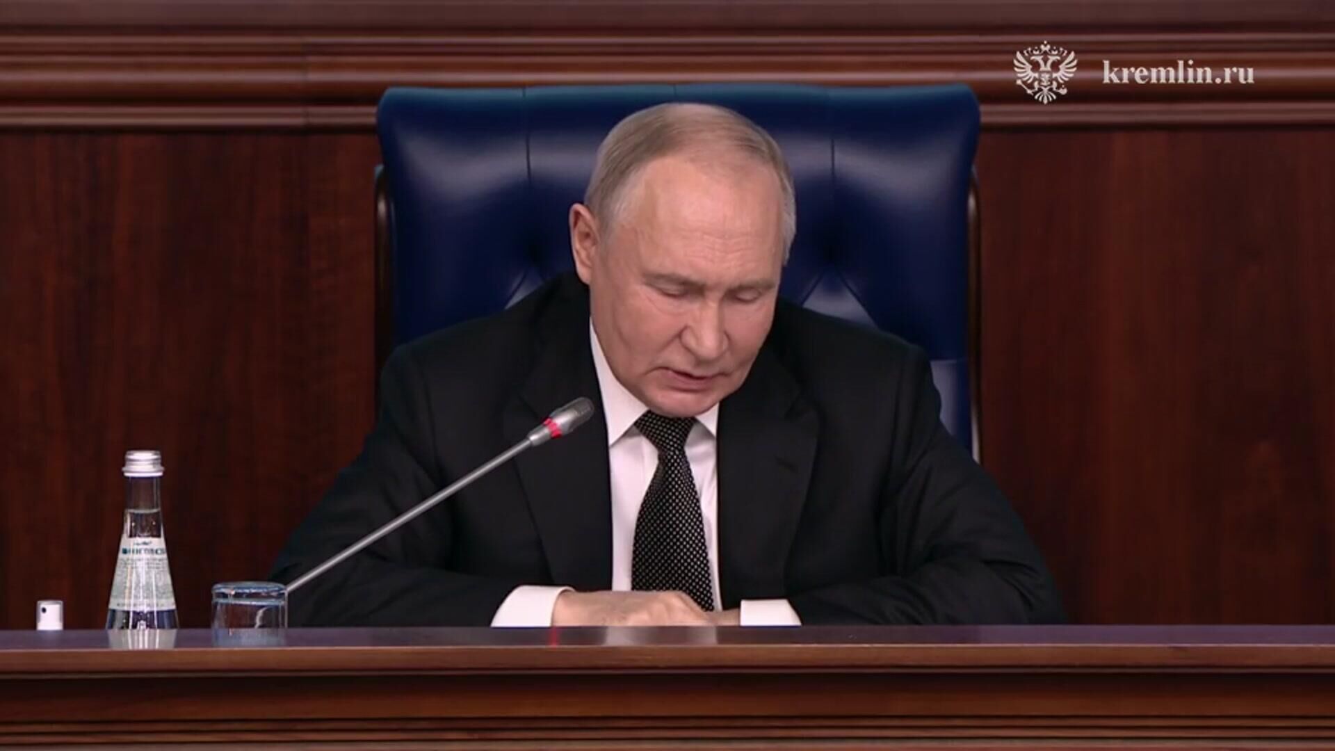 Путин о рациональном использовании средств, выделяемых на укрепление обороноспособности страны - РИА Новости, 1920, 16.12.2024