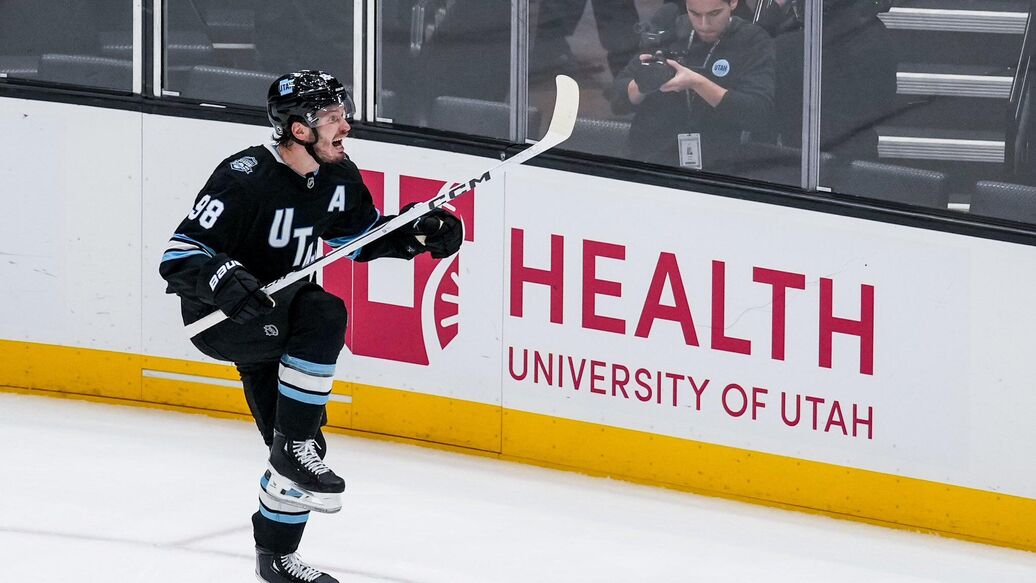 "Юта" обыграла "Ванкувер" благодаря голу и передаче Сергачева