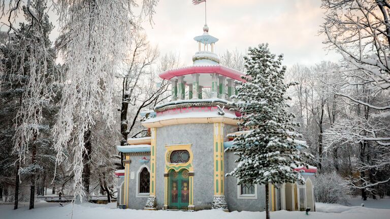 Скрипучая беседка в Екатерининском парке