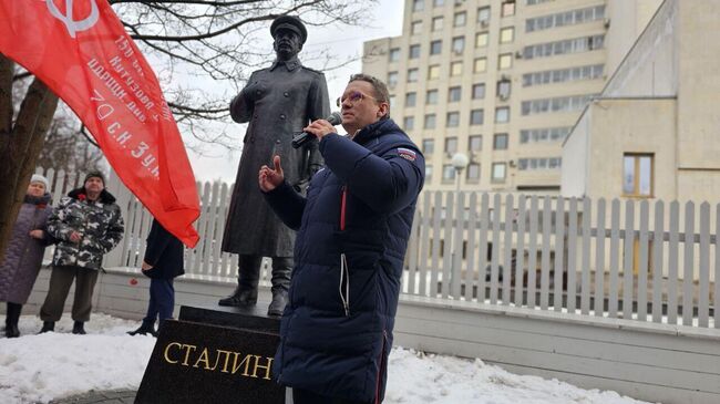 В Вологде открыли памятник Иосифу Сталину