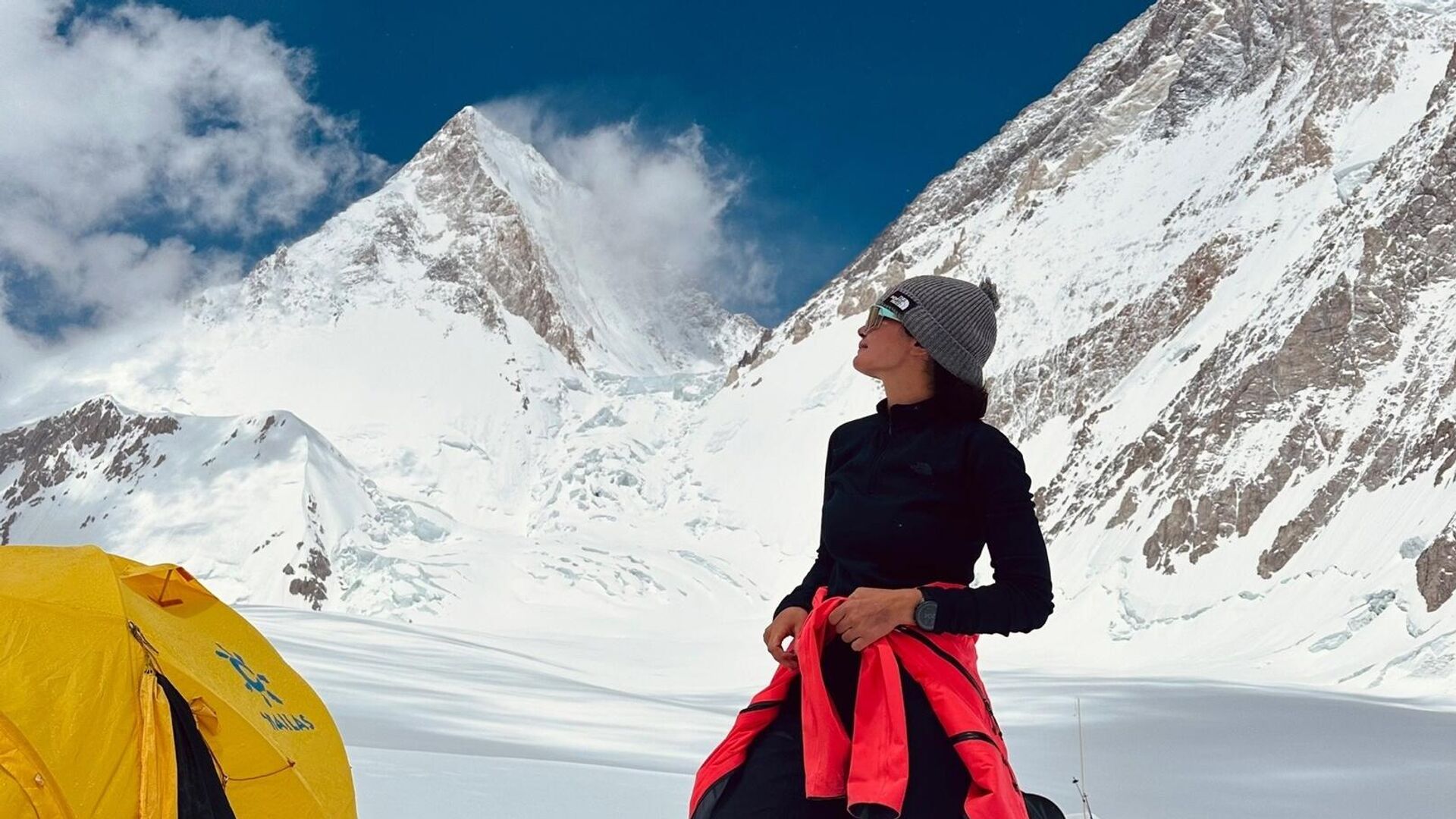 В базовом лагере горы Гашербрум В базовом лагере горы Гашербрум - РИА Новости, 1920, 10.11.2025