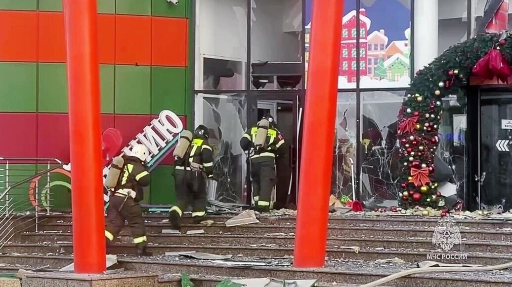 Пожар в ТЦ во Владикавказе произошел из-за падения обломков БПЛА